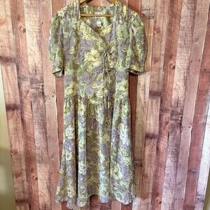 Leslie‎ Fay Lavender Tie Detail Cottage Core Midi Dress Size 12